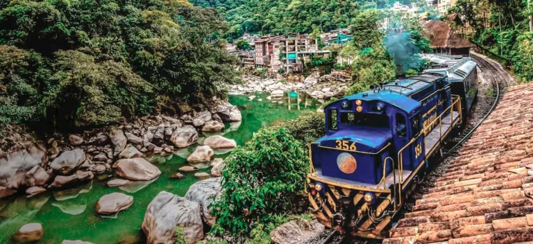 Tour to Machu Picchu with Vistadome Train photo 2