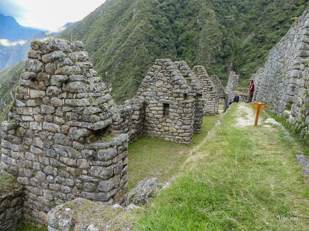 The construction and use of Winay Wayna Inca ruins